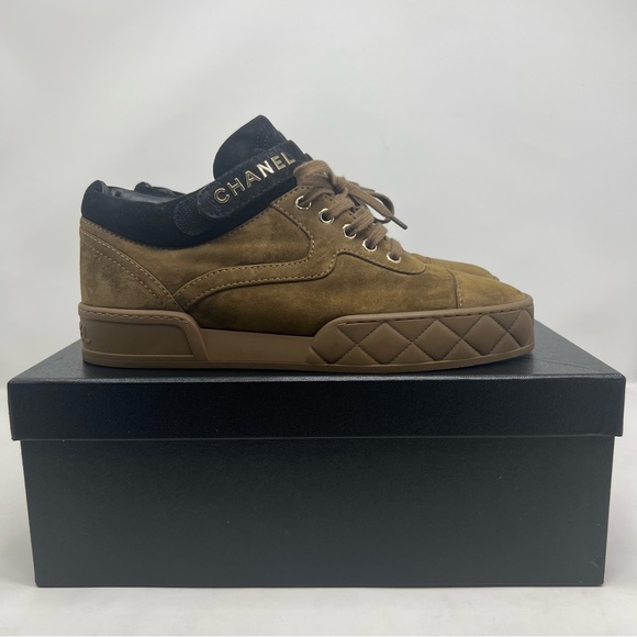Chanel Suede Logo Strap Low Top Sneakers Size 41.5 / 10.5 NEW WITH BOX - Picture 1 of 16